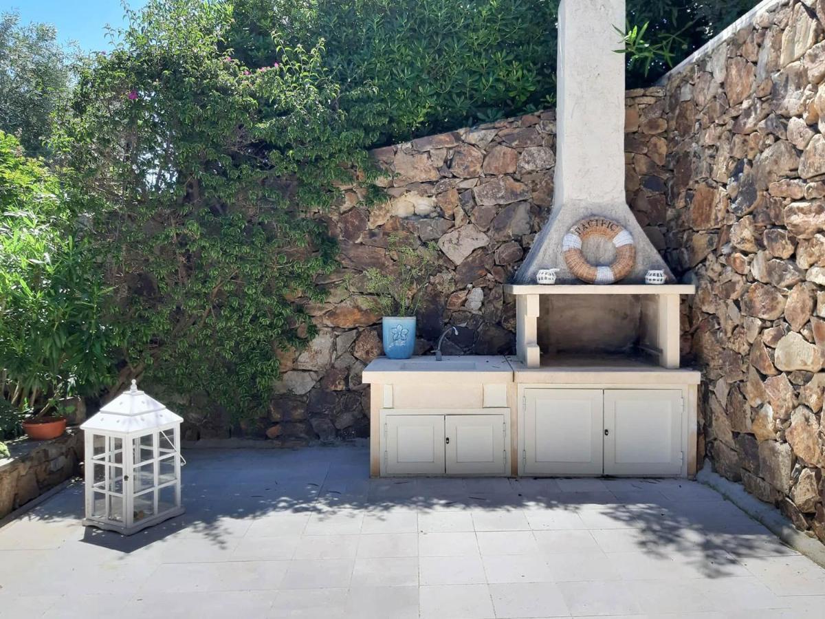Villa Bougainvillea Con Piscina E Giardino Privato A Pochi Passi Dal Mare Castiadas Exterior foto